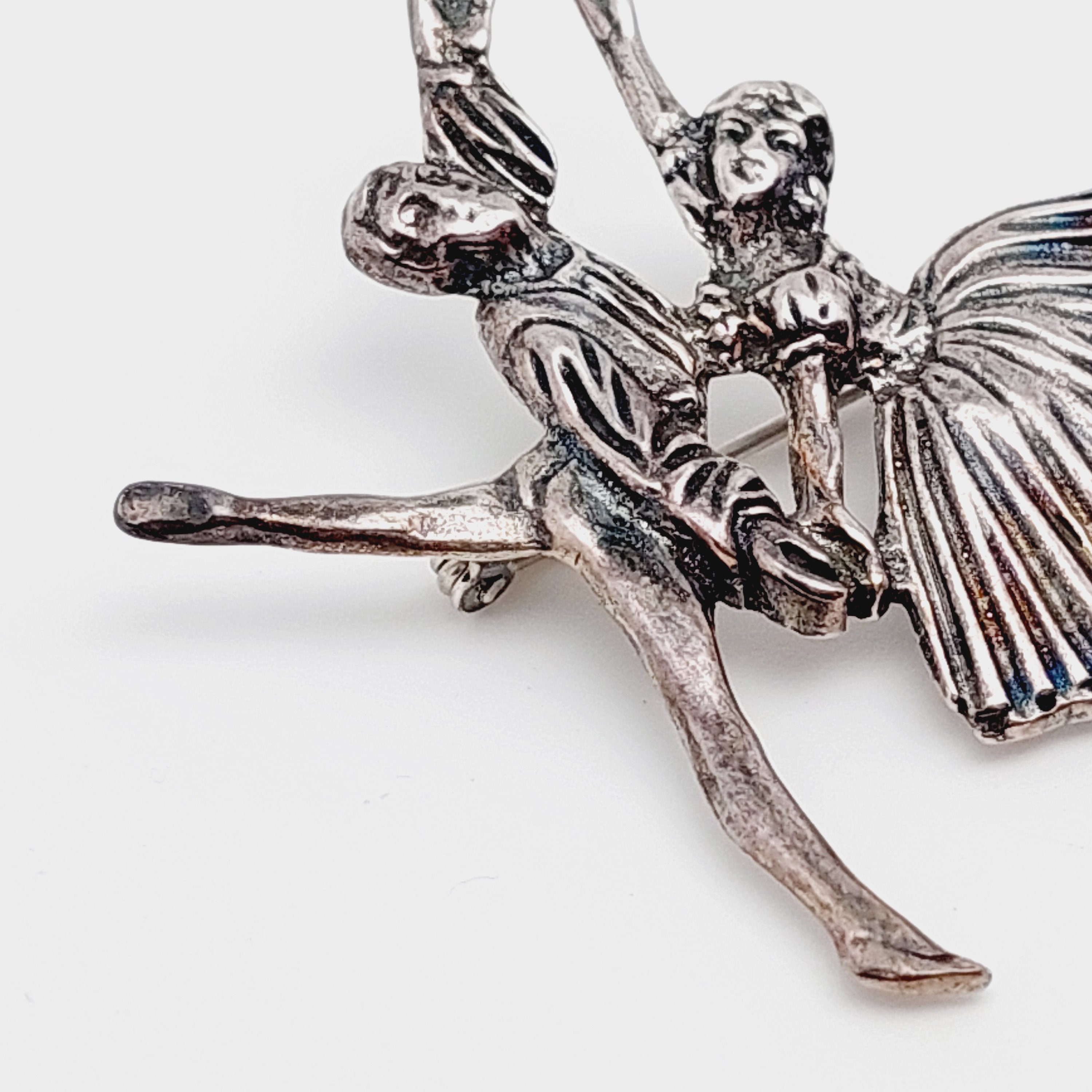 Vintage Belle Broche Ancienne en Argent filigranné en forme de Papillon