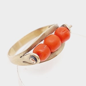 Antique 333 gold rings Biedermeier with coral master hallmark HR