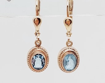 Antique 333 gold earrings, 8 carat gold earrings, aquamarine optics, blue cut stone, glass
