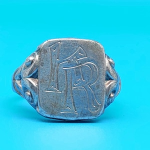 Gr 32 Antiker Siegelring Silber Herrenring Initialen KR RK antiker Schmuck