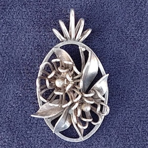 Vintage pendant 835 silver filigree jewelry flower