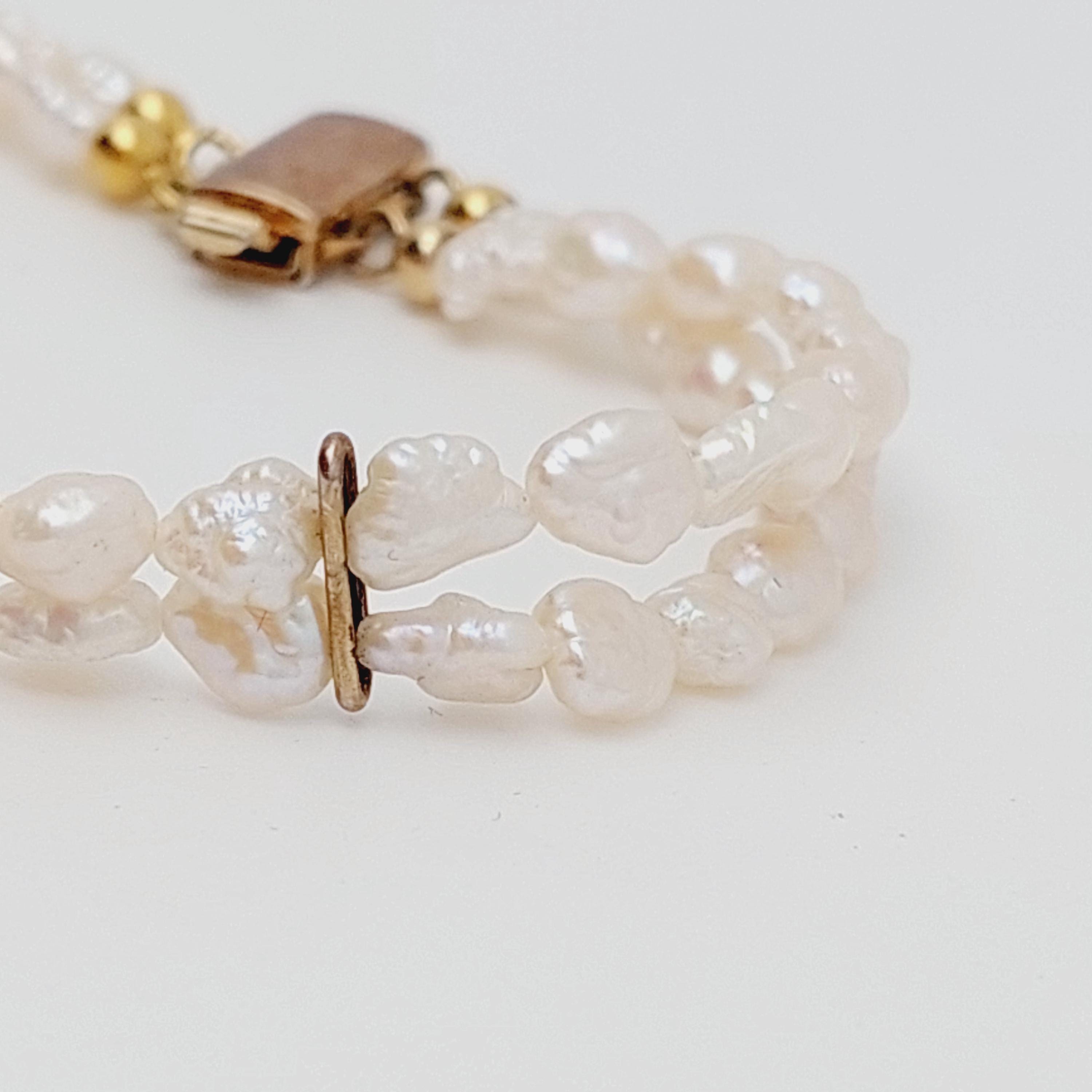 Bracelet Ancien En Perles De Culture Avec Fermoir Argenté - Bijou Vintage Pour Femme, Occasion à Inspecter
