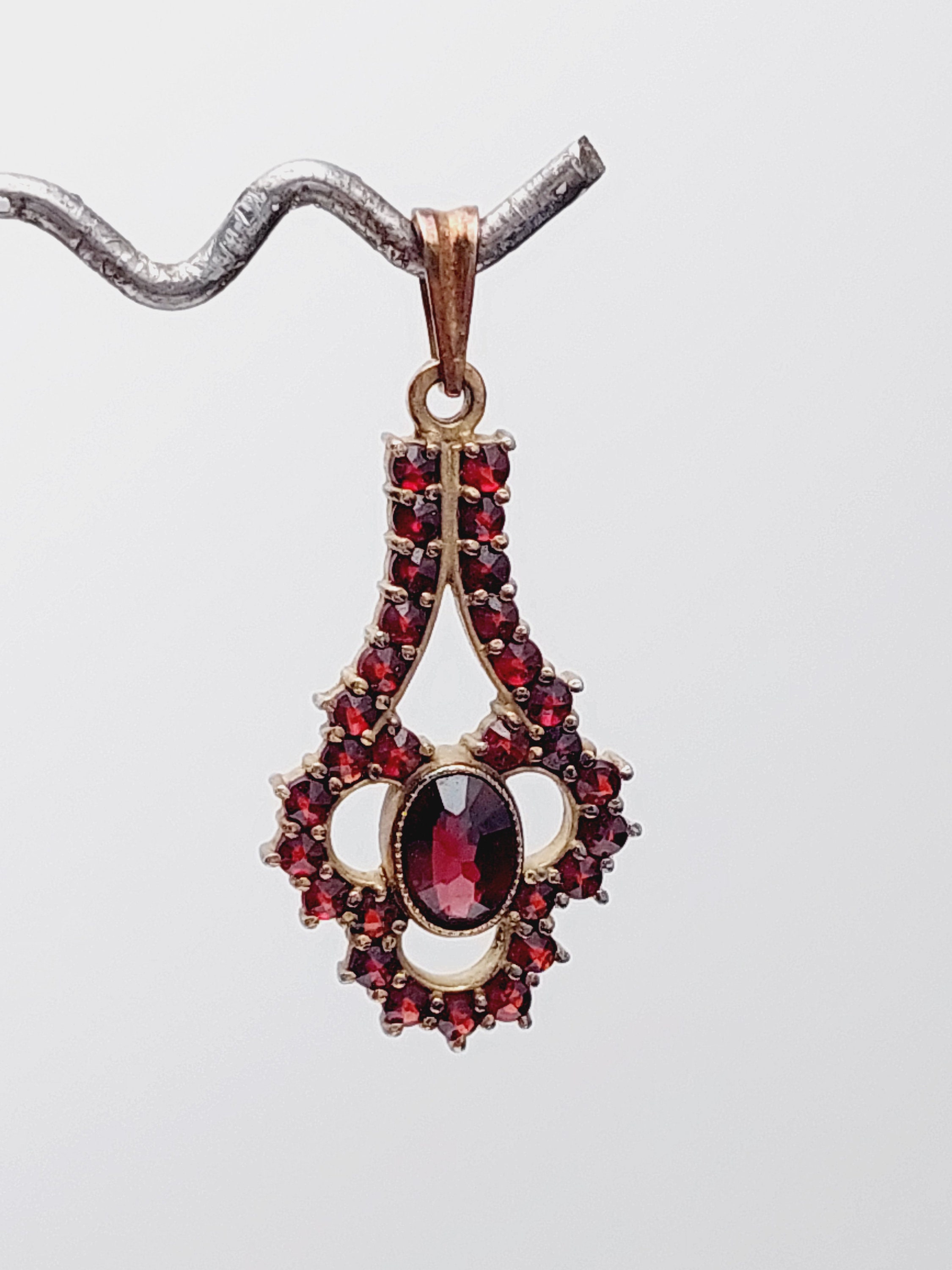 Pendentif Ancien Design Argent Et Grenat - Vintage - Occasion (État à Voir)
