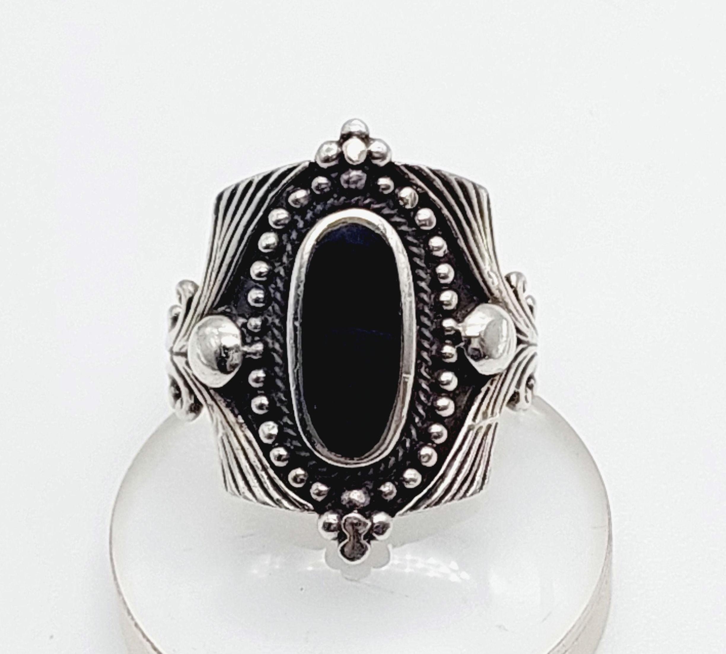 XX | Soko bague chevalière Open Square - matieresareflexion