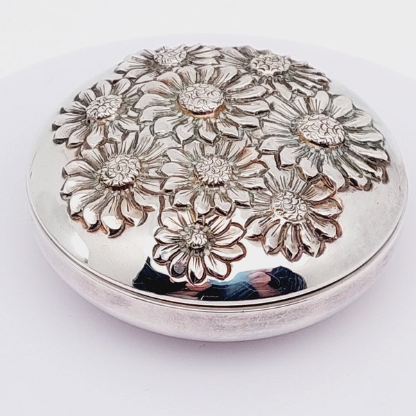 XXL solid antique 800 silver box pill box flower decoration pill box box for pills