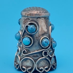 Antique thimble 925 silver with turquoise tailoring