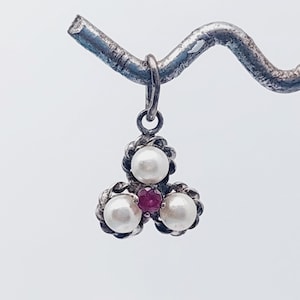 Vintage Pendant 925 Silver Pendant Flower with Pearls