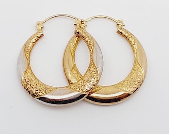 Pendientes de aro nostálgicos de oro 333 de 8 quilates con diamantes