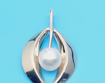 Nostalgic pendant 8 k 333 gold pendant with pearl