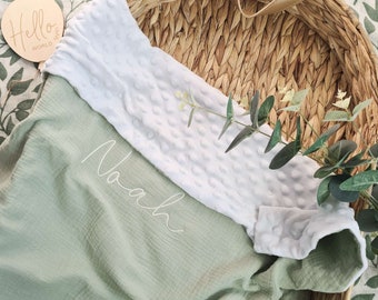 Personalised soft baby gift blanket,  Cotton muslin and minky layer baby blanket,  Embroidered baby name blanket gift, Newborn gift