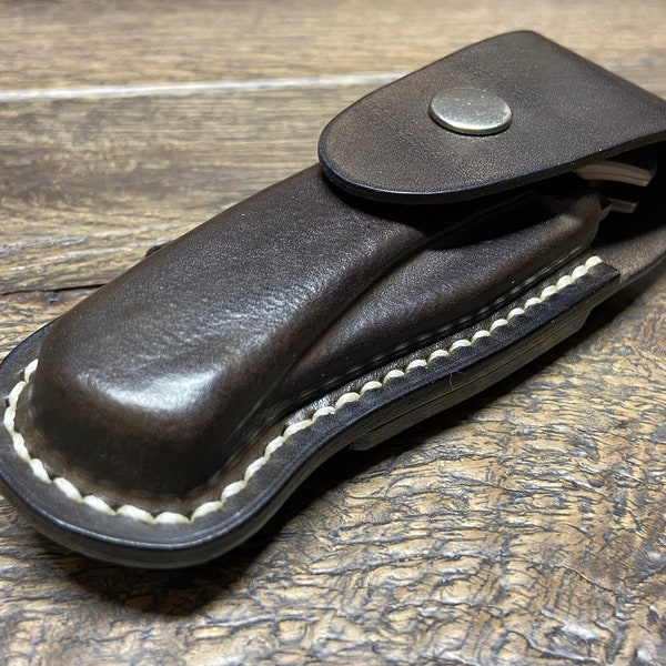 Funda de cuero horizontal para mini cuchillo plegable Crooked River hecho en banco