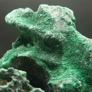 X Fibrous MALACHITE Katanga - Democratic Republic of Congo