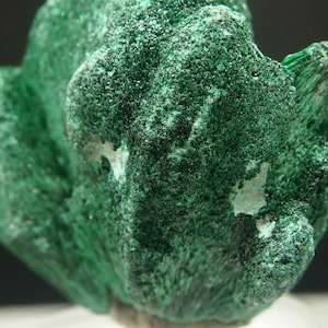 X Fibrous MALACHITE Katanga - Democratic Republic of Congo