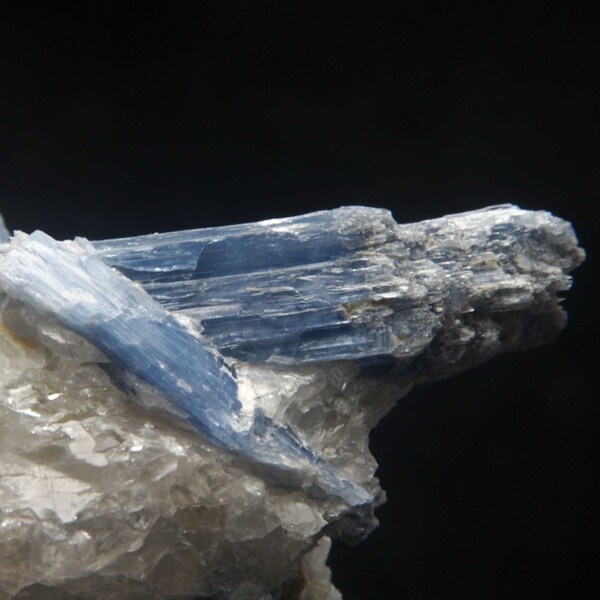 X KYANITE - Barra de Salinas, Brazil