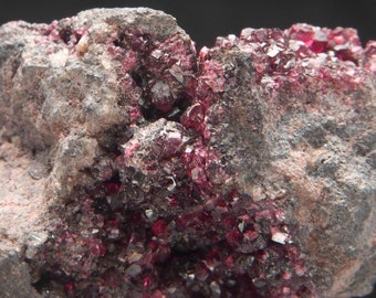X ROSELITE Aghbar Mine Bou Azzer, Morocco