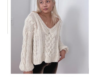 Williamsburg Sweater V Neck Lite Pattern