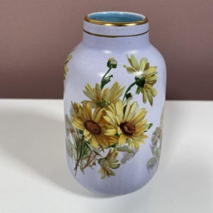 Vintage Gouda Pottery Vase - Light Blue/Handpainted Daisy Flowers - Holland 12cm