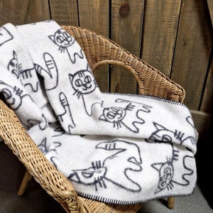 Baby Blanket, Natural Organic Wool, 39x55&quot; (100x140cm), Funny Cat Design, Soft and Natural, Baby Shower Gift