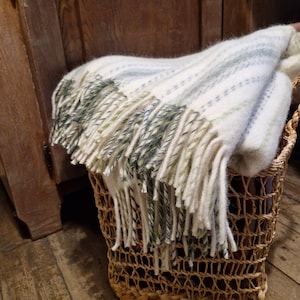 Natural wool blankets, comfy, warm throws, wool gift, home decor, merino blankets, cozy throws