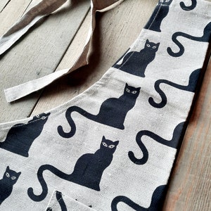 Aprons for women. Child apron. Kids apron. Matching aprons. Cat lover apron. Cat lover gift. Linen towel.