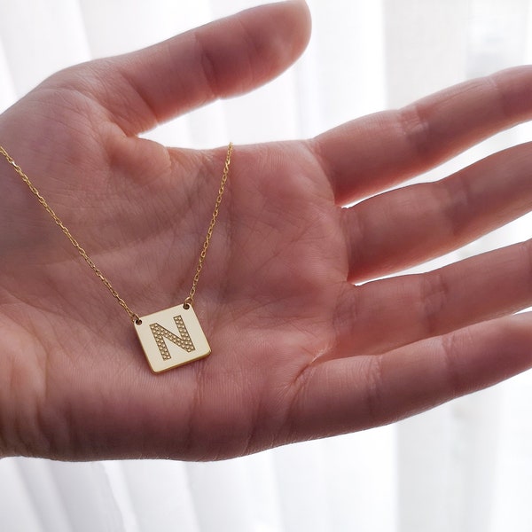 Initial Plaque Necklace, Gold Name Necklace, Mother's Day Gift, Personalized Arabic Name Necklace,  Dainty Name Necklace Gift, Gifts for Mom