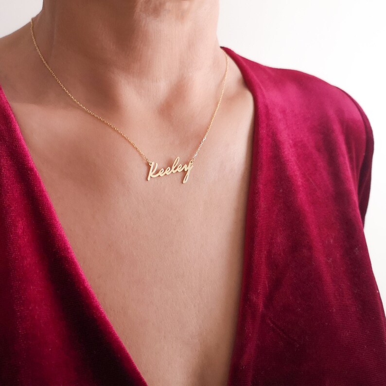 Gold Name Necklace Personalized Necklace Dainty Name Necklace Tiny Name Necklace Bridesmaid Gift Mother/'s Day Gift Graduation Gift