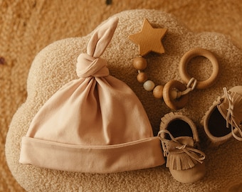 PDF sewing pattern baby knot hat, Easy Top Knot Hat pattern, instant download, sewing tutorial