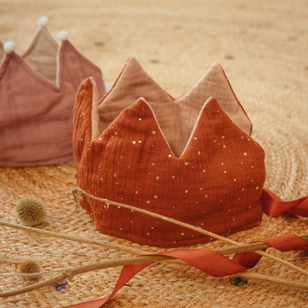 Crown sewing pattern PDF, sewing guide included, easy level