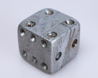 Muonionalusta meteorite part slice Dice D6290