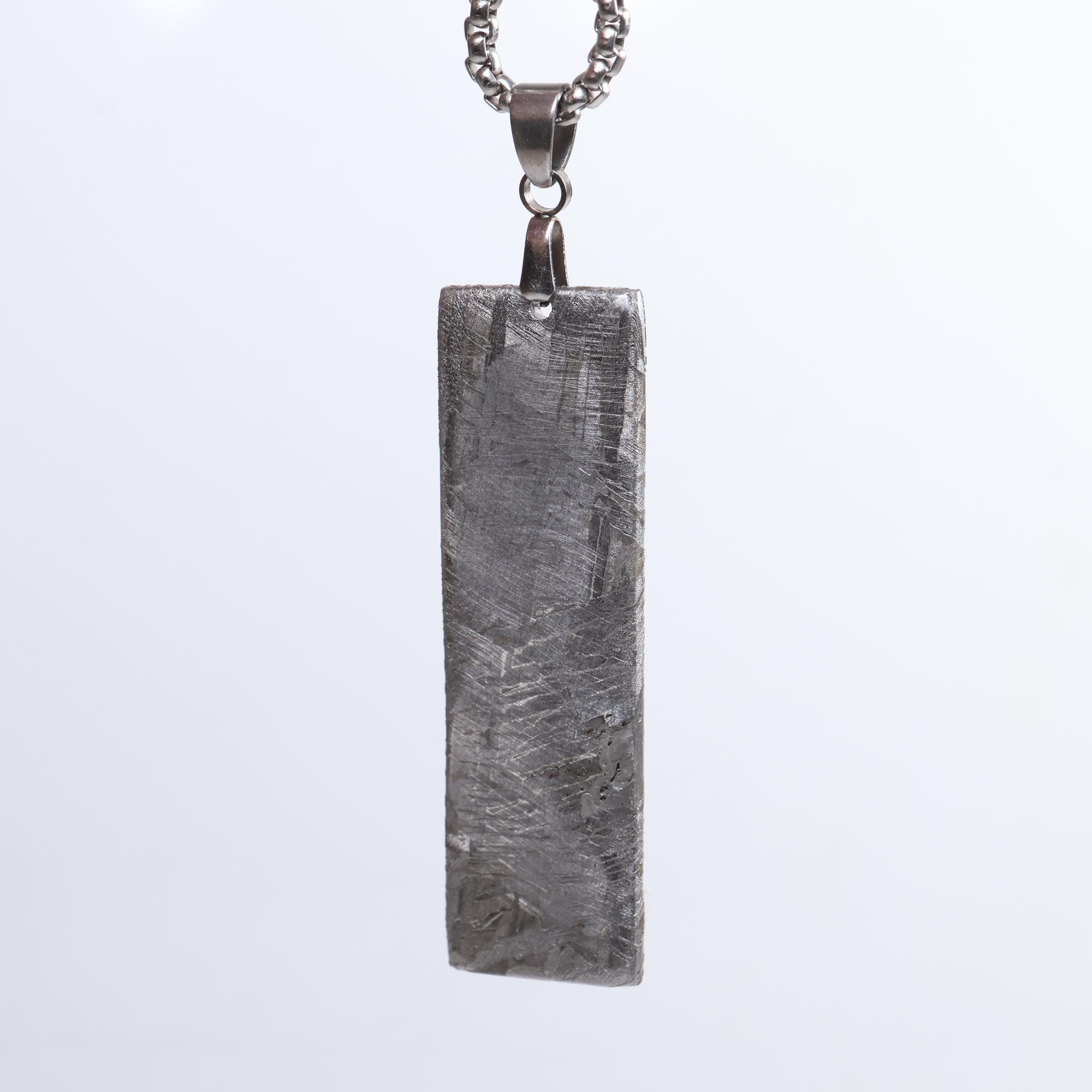 ムオニオナルスタ隕石 ネックレス 鉄隕石 【ギベオン オデッサ イミラック】 ムオニオナルスタ隕石 ネックレス ムオニオナルスタ隕石 ネックレス 鉄