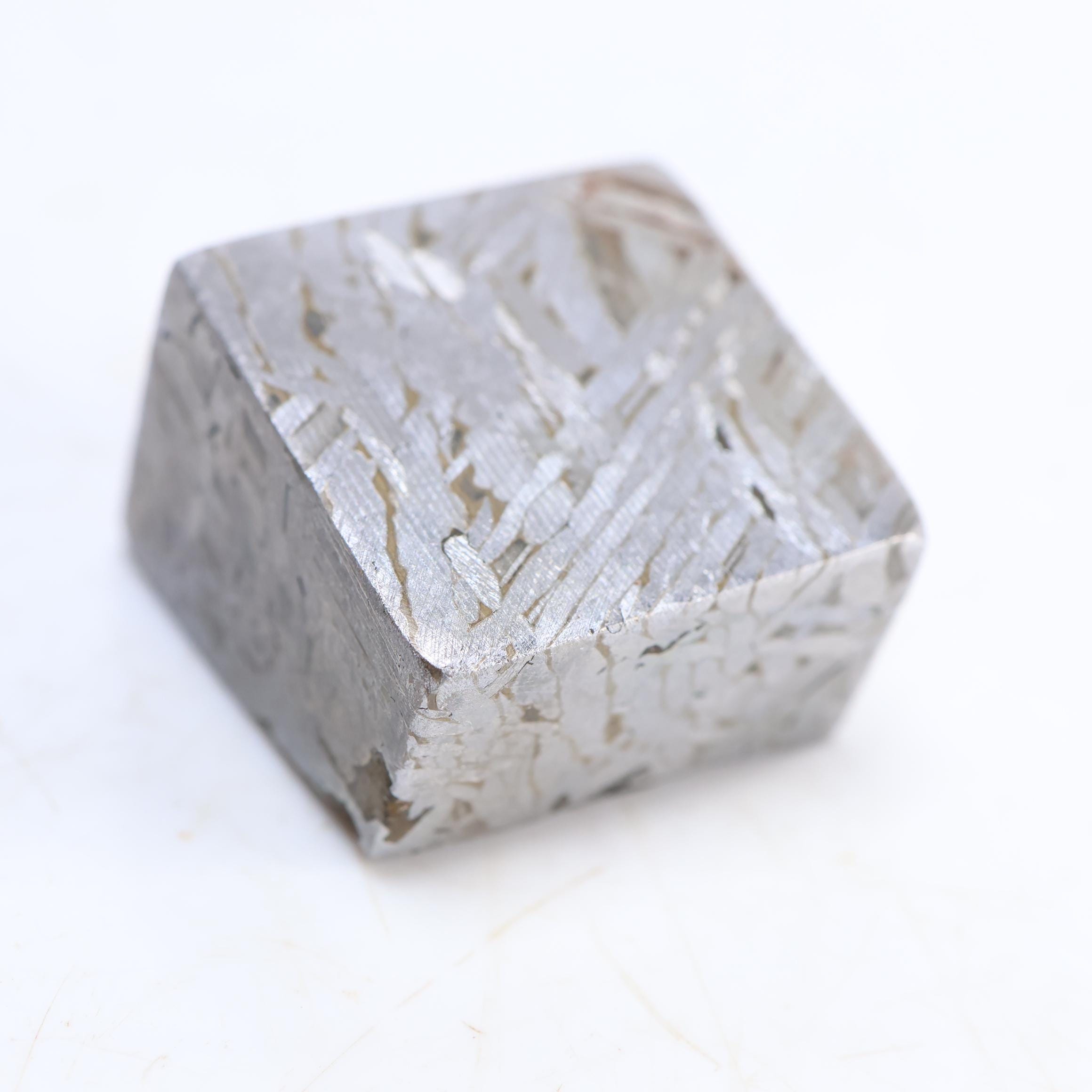 41g 鉄隕石標本、宇宙ギフト、天文学コレクターズアイテム D7130