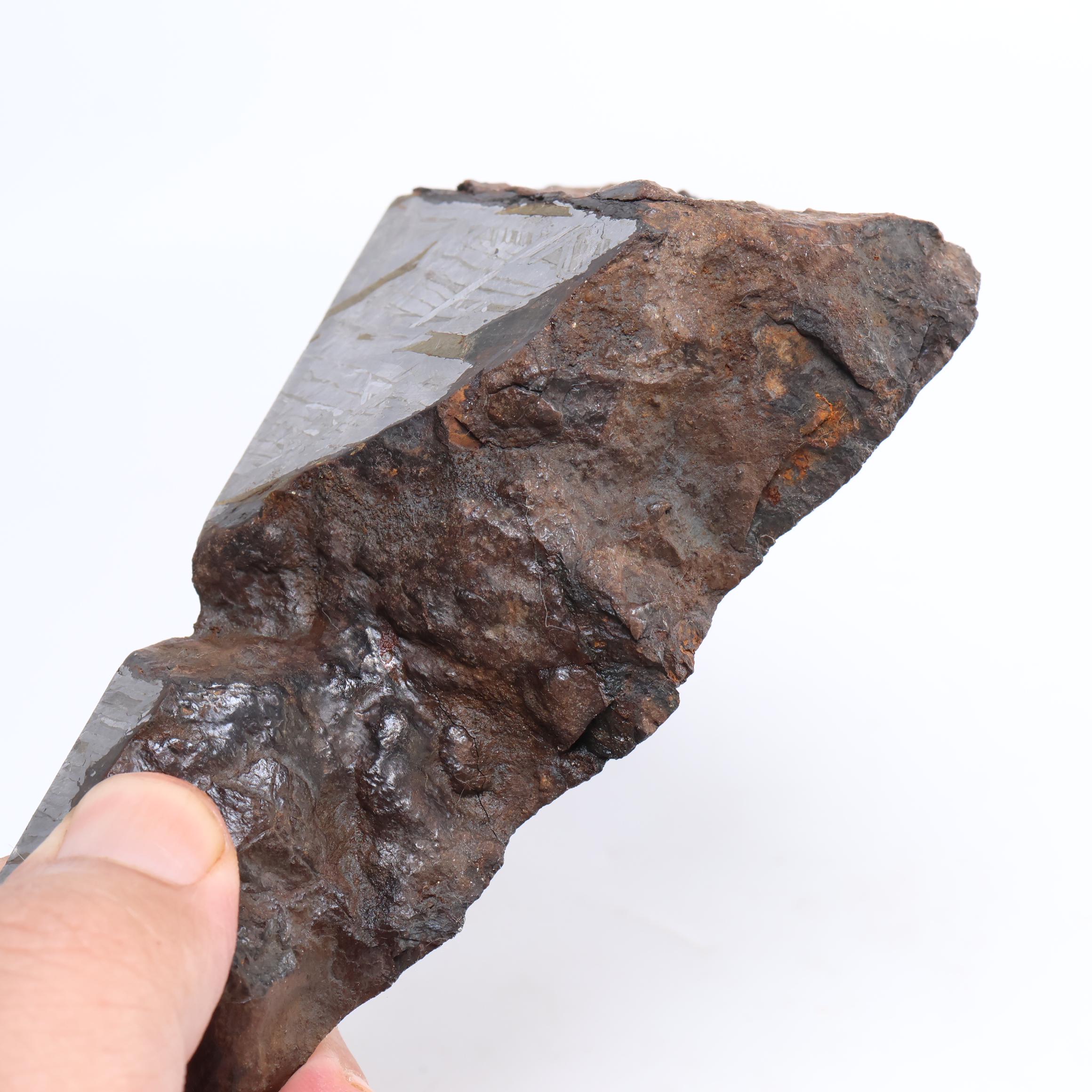 735g 鉄隕石サンプル、ウィドマンシュテッテン模様の自然宇宙ギフト