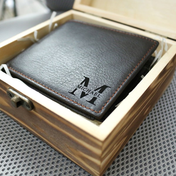 Portefeuille pour homme à deux volets en cuir véritable gravé d'un monogramme personnalisé - Cadeau pour la fête des pères avec boîte en bois personnalisée