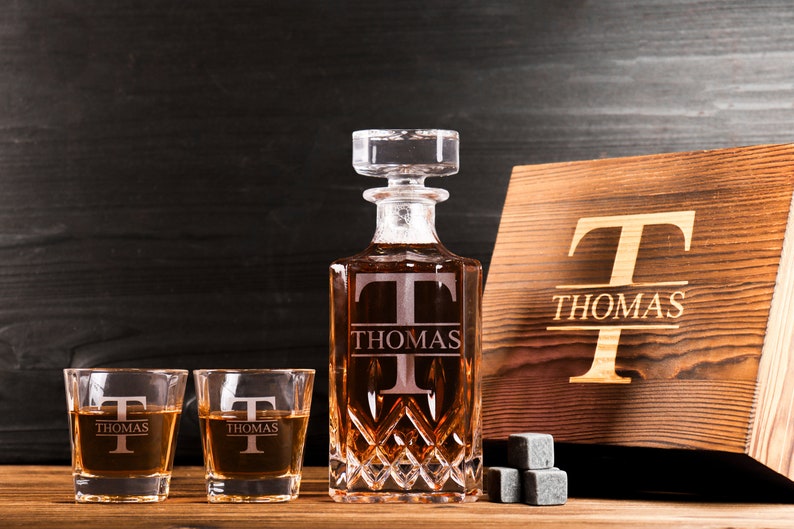 Personalized Whiskey Decanter Set Personalized Groomsmen Gifts Engraved Whiskey Decanter Set With Wood Box Best Man Gift Dad Gift Decanter+2 Glass Set