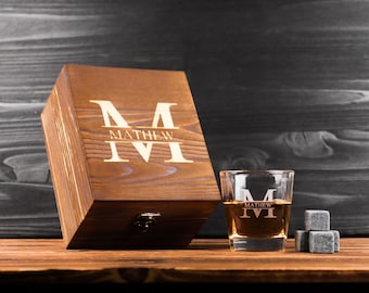 Personalized Whiskey Glass Set with Wooden Box, Groomsmen Gift, Best Man Gift, Groomsman Proposal, Boyfriend Gift, Gifts for Men