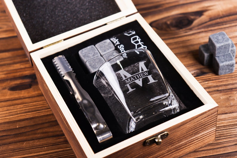Personalized Whiskey Decanter Set Personalized Groomsmen Gifts Engraved Whiskey Decanter Set With Wood Box Best Man Gift Dad Gift image 6