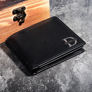 Cartera plegable de cuero genuino para hombre con monograma personalizado grabado: regalo para el Día del Padre con caja de madera personalizada