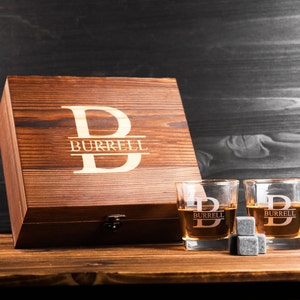 Personalized Whiskey Glass Set with Wooden Box, Groomsmen Gift, Best Man Gift, Groomsman Proposal, Boyfriend Gift, Gifts for Men