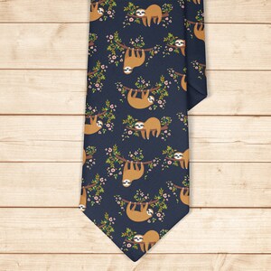 Tie for men, Necktie for man, Fashion Necktie for men, Novelty Conversational Neckwear Tie (Cute Sloth On Tree)