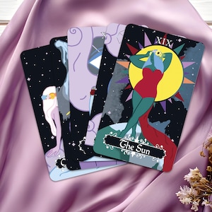 Deck de tarot de l'Assemblée cosmique avec guide et boîte | 78 + 1 cartes de tarot de qualité supérieure, durables, faciles à mélanger, incluses - Outils de divination