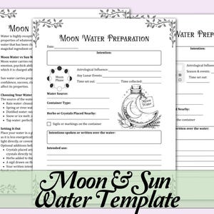 Op de afbeelding: Een zwart-wit Moon & Sun Water Template. De sjabloon bevat secties voor intenties, astrologische invloeden en de waterbron. Illustraties van een maan- en zonnewaterfles zijn inbegrepen. De tekst "Moon Water Preparation" is zichtbaar.