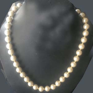 10mm Natural Fresh Water Pearl Beads Necklace with 925 Sterling Silver Lock