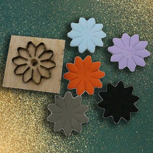 Flower Cutting Dies Leather Punching Dies Template Knife Cutter for DIY Leather Crafts Making
