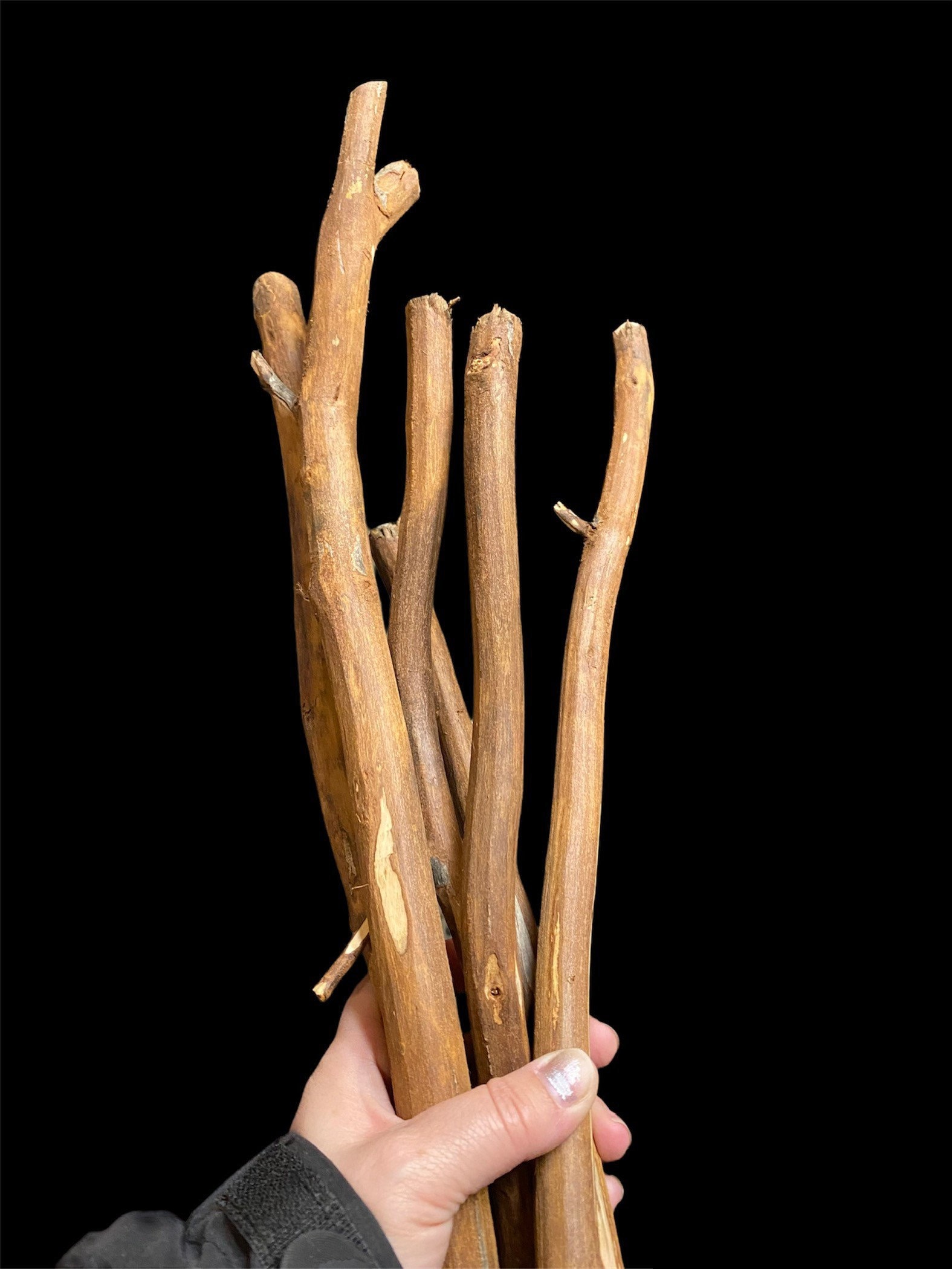 High-Quality short wood stick for Decoration and More 