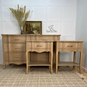 VENDU - Ensemble commode 6 tiroirs et tables de chevet rénovés - Style campagnard moderne