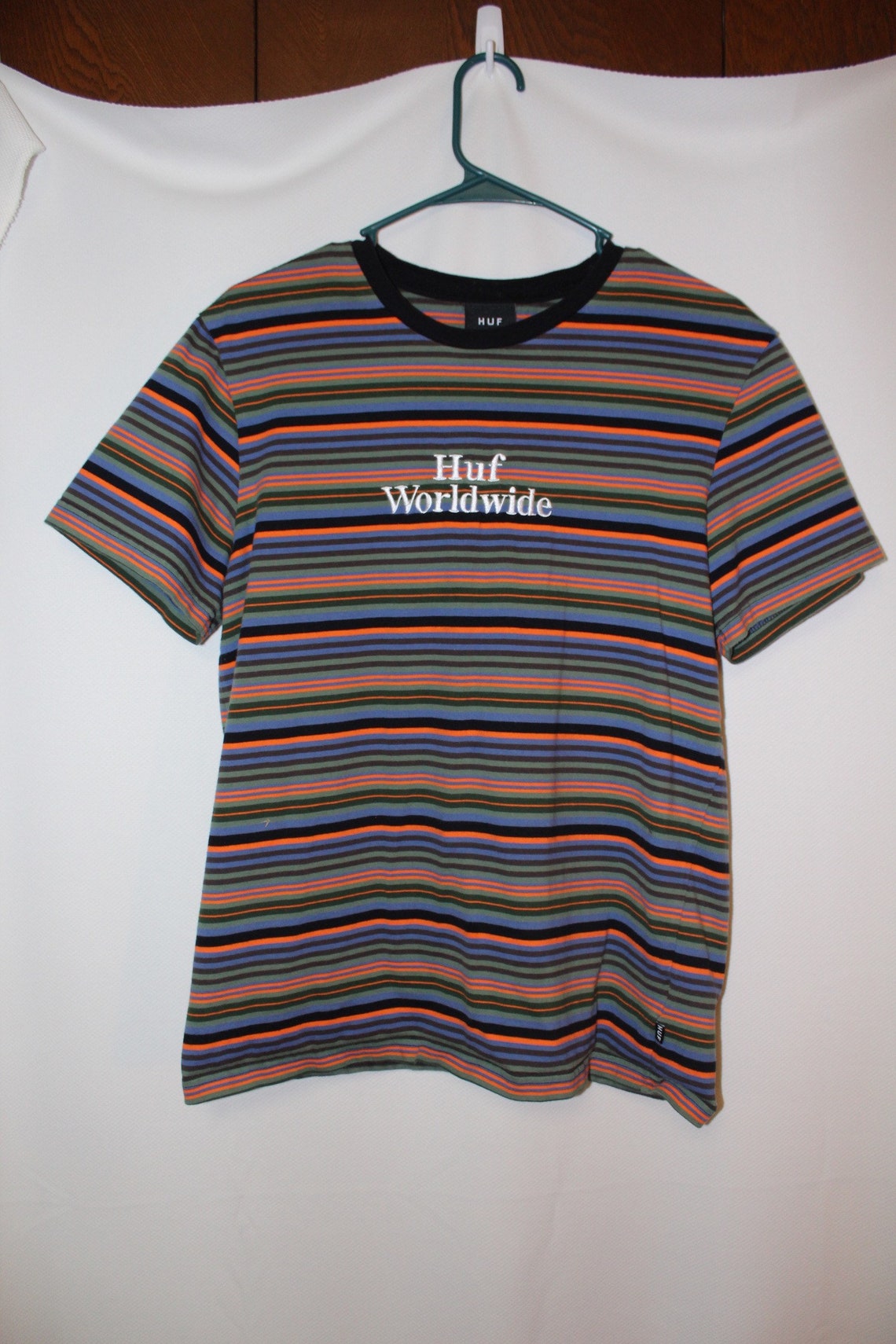 Huf Worldwide stripe T-shirt | Etsy