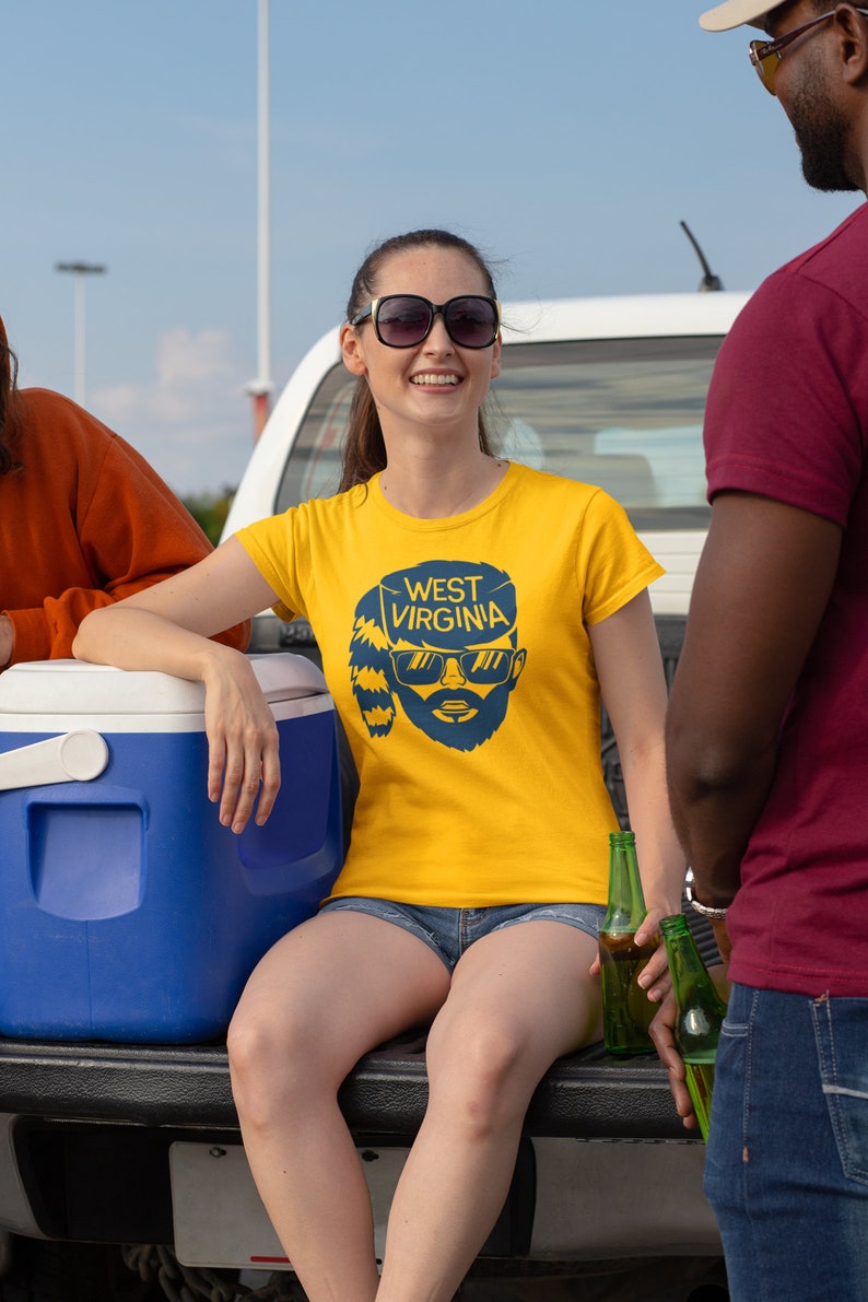 West Virginia Tshirt, Mountain Man Tshirt, Coonskin Cap, West Virginia