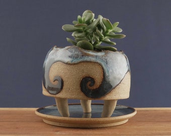 Handmade Pottery Planter - Ocean Wave