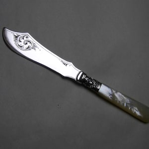 Antique Silver Plated BUTTER SPREADER with Mother of Pearl Handle and Silver Ferrule Hallmarked 1906