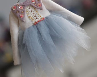 Blythe Doll Dress: Tiered Tutu with Bead Embroidery
